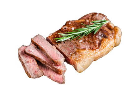 Foto de Corte asado de carne de res de tiras de Nueva York filete o striploin Aislado sobre fondo blanco, vista superior - Imagen libre de derechos