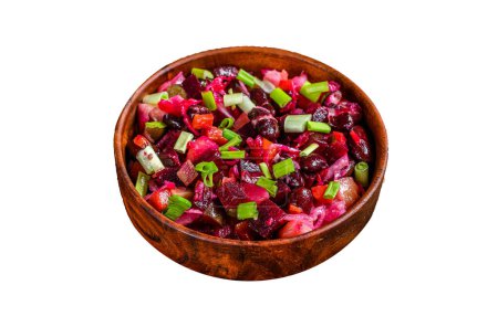 Foto de Vinagreta tradicional de ensalada rusa con verduras hervidas, pepinos en vinagre en tazón. Aislado sobre fondo blanco, vista superior - Imagen libre de derechos