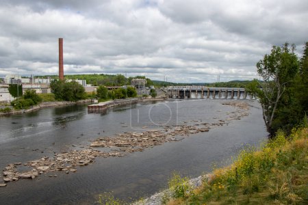 Téléchargez les photos : Barrage sur la voie navigable Trent-Severn en Ontario, Canada - en image libre de droit