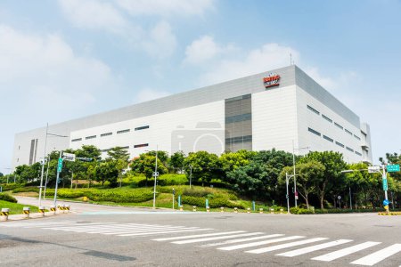 Photo for Taiwan Semiconductor Manufacturing Company (TSMC) plant in Central Taiwan Science Park, TSMC is the world's largest dedicated independent semiconductor foundry. - Royalty Free Image