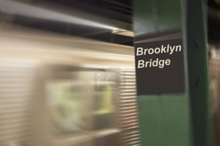 Téléchargez les photos : Brooklyn Bridge station intérieur. - en image libre de droit