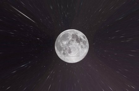 Téléchargez les photos : Belle pleine lune distordant l'espace en haute résolution 5k - en image libre de droit