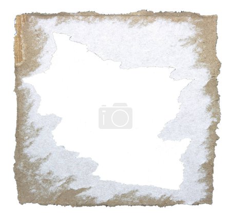 Téléchargez les photos : Morceaux de papier ondulé déchirés utilisés comme étiquette isolée sur fond blanc - en image libre de droit