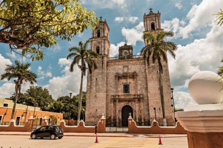 Foto de Iglesia San Servacio vista exterior, Valladolid, Yucatán, México - Imagen libre de derechos