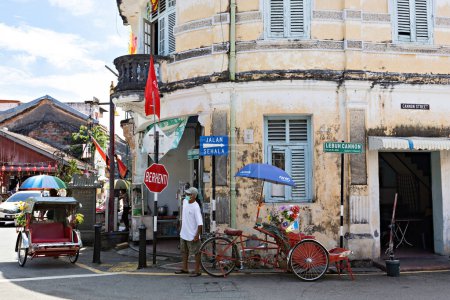 Téléchargez les photos : Quartier historique de la ville de George, architecture coloniale traditionnelle dans la ville de George, Penang, Malaisie - en image libre de droit