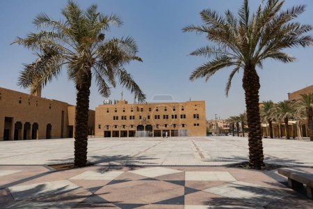 Téléchargez les photos : La Place Deera, également connue sous le nom de Place de la Justice, est un espace public dans le quartier ad-Dirah de Riyad, en Arabie Saoudite. - en image libre de droit