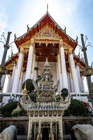 Téléchargez les photos : Détails du Wat Suthat Thepwararam Ratchaworamahawihan à Bangkok Thaïlande - en image libre de droit