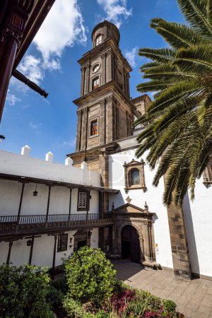 Foto de Catedral de Santa Ana en Las Palmas, Islas Canarias, España. Es una iglesia católica situada en el barrio de Vegueta. - Imagen libre de derechos