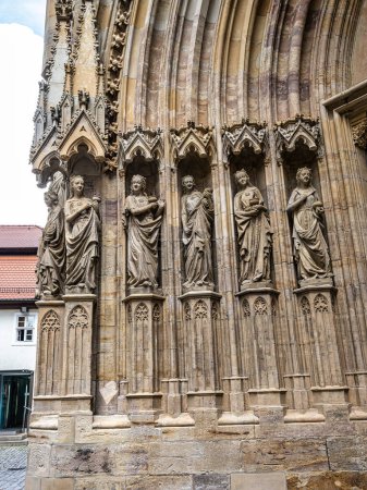 Téléchargez les photos : Cathédrale d'Erfurt et Collégiale Sainte-Marie, Erfurt, Allemagne. Martin Luther a été ordonné dans la cathédrale en 1507 - en image libre de droit