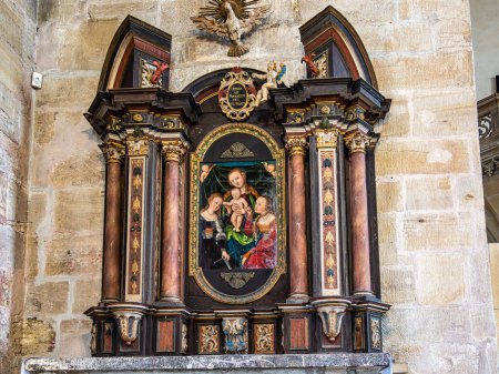 Téléchargez les photos : Intérieur de la cathédrale d'Erfurt et de la collégiale Sainte-Marie, Erfurt, Allemagne. Martin Luther a été ordonné dans la cathédrale en 1507 - en image libre de droit