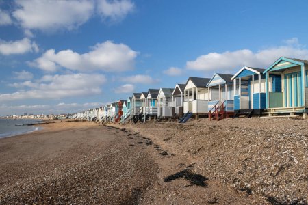 Foto de Beach Huts en Thorpe Bay, cerca de Southend-on-Sea, Essex, Inglaterra, Reino Unido - Imagen libre de derechos