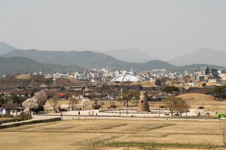 Foto de Cheomseongdae Park en Gyeongju, Corea del Sur. Foto de alta calidad - Imagen libre de derechos