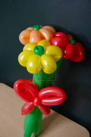 Foto de Ramo de flores brillantes de globos, flores de globos - Imagen libre de derechos