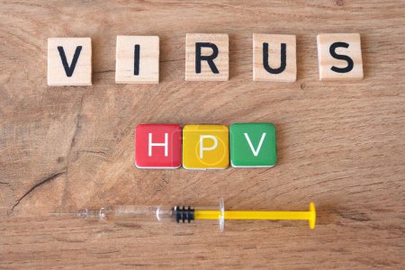 Téléchargez les photos : Concept de vaccin contre le VPH. Vaccin contre le virus du papillome humain - en image libre de droit