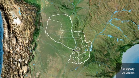 Foto de Primer plano de la zona fronteriza de Paraguay y sus fronteras regionales en un mapa satelital. Punto capital. Esquema alrededor de la forma del país. Nombre inglés del país y su capital - Imagen libre de derechos