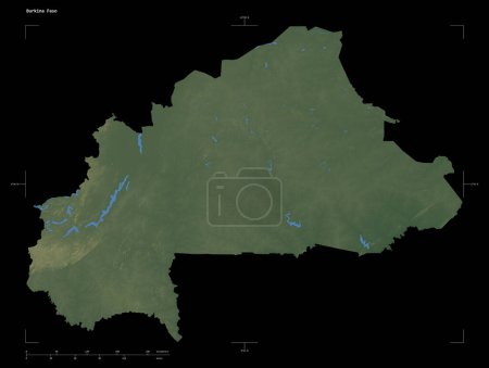 Téléchargez les photos : Forme d'une carte d'altitude colorée avec lacs et rivières du Burkina Faso, avec échelle de distance et coordonnées de frontière de carte, isolé sur noir - en image libre de droit
