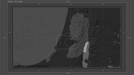 Téléchargez les photos : Palestine mise en évidence sur une carte d'altitude de Bilevel avec carte des lacs et rivières avec le point de la capitale du pays, grille cartographique, échelle de distance et coordonnées de la frontière de la carte - en image libre de droit