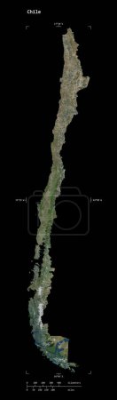 Forme d'une carte satellite à haute résolution du Chili, avec échelle de distance et coordonnées de frontière de carte, isolé sur noir