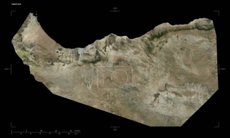 Téléchargez les photos : Forme d'une carte satellite à haute résolution du Somaliland, avec échelle de distance et coordonnées de la frontière cartographique, isolée en noir - en image libre de droit