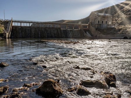 Téléchargez les photos : Vue sur le niveau du barrage de dérivation de la rivière Boise - en image libre de droit