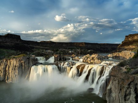 Massiver Wasserfall in Idaho am Snake River
