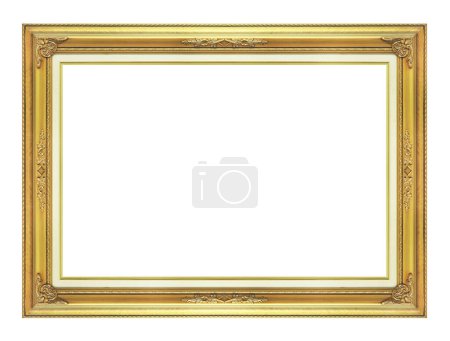 Téléchargez les photos : Cadre doré antique isolé sur fond blanc, chemin de coupe. - en image libre de droit