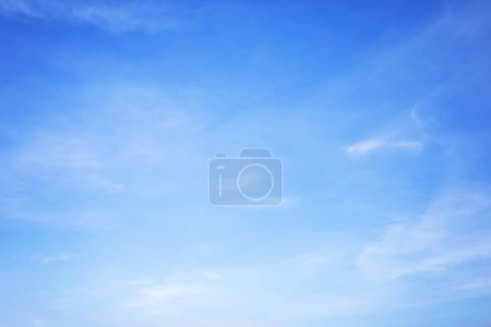 Foto de Fantastic soft white clouds against blue sky and copy space horizontal shape - Imagen libre de derechos