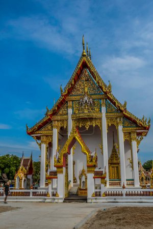 Téléchargez les photos : Magnifique temple bouddhiste Wat Chalong à Phuket Thaïlande - en image libre de droit