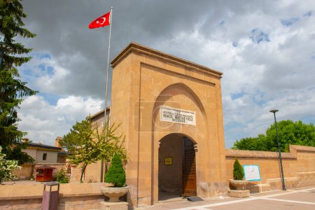 Téléchargez les photos : Le complexe Haji Bektash Veli est un monument culturel islamique alévi situé dans le centre-ville historique de Hacibektas, dans la province de Nevsehir, en Turquie.. - en image libre de droit