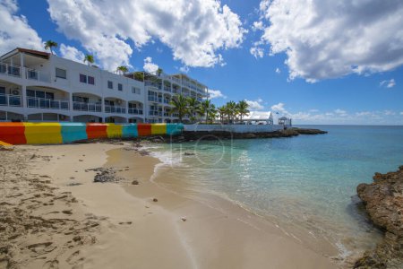 Téléchargez les photos : The Morgan Resort and Spa near Maho Beach on Sint Maarten, Dutch Caribbean. - en image libre de droit