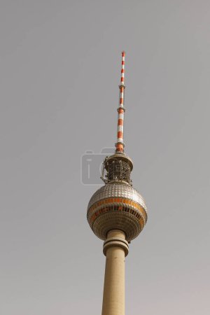 Berlin wieża telewizyjna, widok na dno