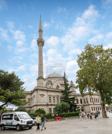 Photo for Istanbul, Turkey - August 31 2022: View from Meclis-i Mebusan Street overlooking Baroque style Dolmabahce Mosque, suited at the waterside of Kabatas, in Beyoglu district - Royalty Free Image