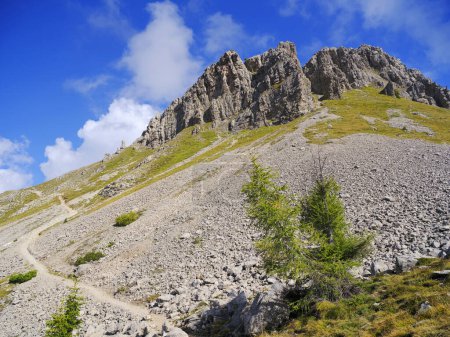 Téléchargez les photos : Montagne de Cristo Pensante de, San Martino di Castrozza, Dolomites, Italie, Europe - en image libre de droit