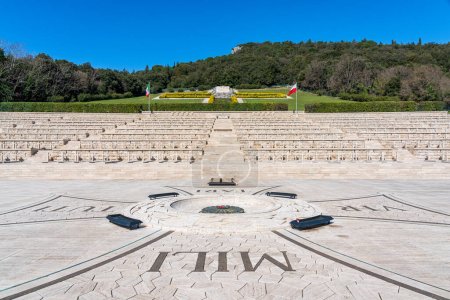 Téléchargez les photos : Monument commémoratif polonais à Montecassino, Latium, Italie. - en image libre de droit
