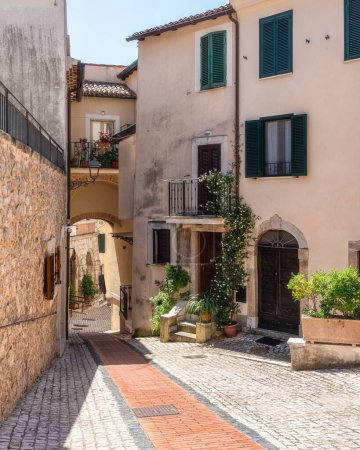 Téléchargez les photos : Une belle vue dans le village pittoresque de Prossedi, dans la province de Latina, Latium, Italie. - en image libre de droit