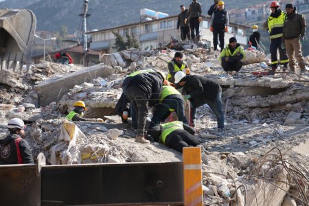 Foto de Antakya, Hatay, Turkey - February 11th, 2023: Turkey Earthquake, Kahramanmaras, Gaziantep, Adana, Hatay, Adiyaman February 2023, Earthquake Scenes - Imagen libre de derechos