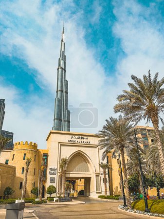 Foto de Souk Al Bahar near Dubai Mall, Downtown Dubai, Emiratos Árabes Unidos. Foto de alta calidad - Imagen libre de derechos
