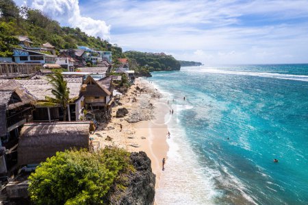 Luftaufnahme vom Strand von Bingin auf Bali, Indonesien, Südostasien
