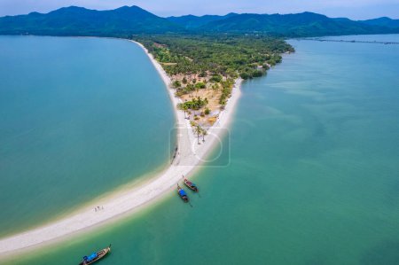 Vista aérea de Laem Haad Beach en koh yao yai, Phang Nga, Tailandia, sudeste asiático