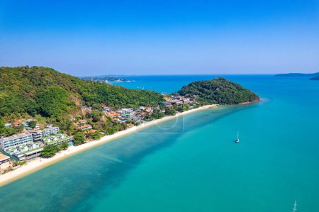Luftaufnahme des Panwa-Strandes in Phuket, Thailand, Südostasien