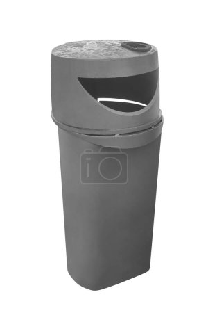 contenedor de basura de plástico gris aislado sobre fondo blanco