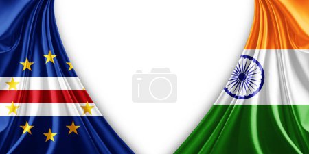 Téléchargez les photos : Drapeau du Cap Vert et drapeau de l'Inde en soie et fond blanc illustration 3d - en image libre de droit