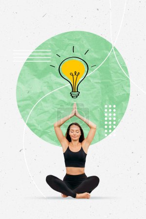 Kreatives Collage-Mädchen, das sich eine Idee mit einer Glühbirne über dem Kopf vorstellt, die in der Lotusposition sitzt und die Hände auf weißem Hintergrund hochlegt