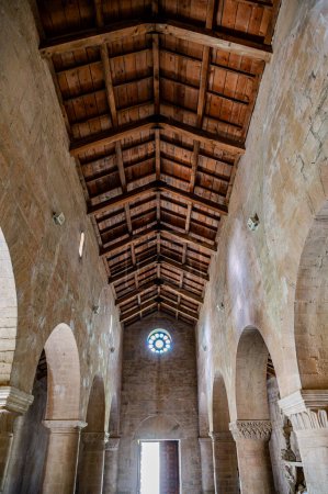 Es una abadía en el municipio de Matrice, Campobasso. Se desconoce la fecha de construcción de la abadía, pero fue consagrada en agosto de 1148 por Pedro II, arzobispo de Benevento.