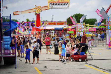 Foto de Elroy, Wisconsin, EE.UU. - 27 de junio de 2021: La ciudad de Elroy tuvo su carnaval anual en el condado de Juneau. - Imagen libre de derechos