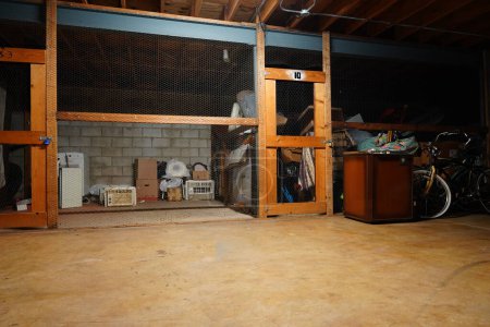 Foto de Interior de garaje pequeño - Imagen libre de derechos