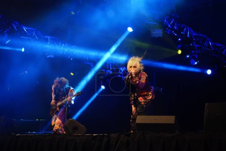 Foto de Milwaukee, Wisconsin, EE.UU. - 13 de febrero de 2020: La banda japonesa de rock visual kei ACME realizó su primer concierto en el extranjero en Anime Milwaukee en el Wisconsin Center. - Imagen libre de derechos