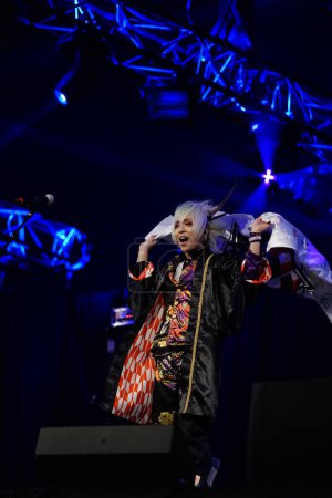 Téléchargez les photos : Milwaukee, Wisconsin États-Unis - 13 février 2020 : Le groupe japonais de visual kei rock ACME a donné son premier concert outre-mer à Anime Milwaukee au Wisconsin Center. - en image libre de droit