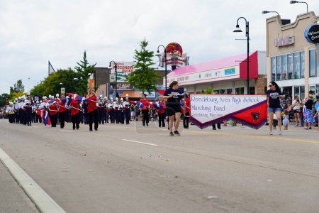 Foto de Wisconsin Dells, Wisconsin - 15 de septiembre de 2019: Muchos artistas en Wisconsin y de estados vecinos asistieron al desfile de 100 unidades del WO-ZHA-WA DAYS FALL FESTIVAL en Wisconsin Dells. - Imagen libre de derechos