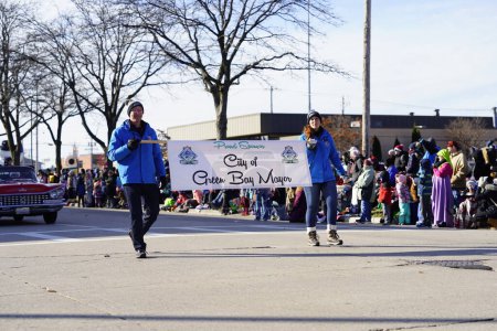 Téléchargez les photos : Green Bay, Wisconsin / États-Unis - Le 23 novembre 2019 : Green Bay, Wisconsin La communauté a tenu son 36e défilé annuel Prevea Green Bay organisé par Downtown Green Bay. - en image libre de droit
